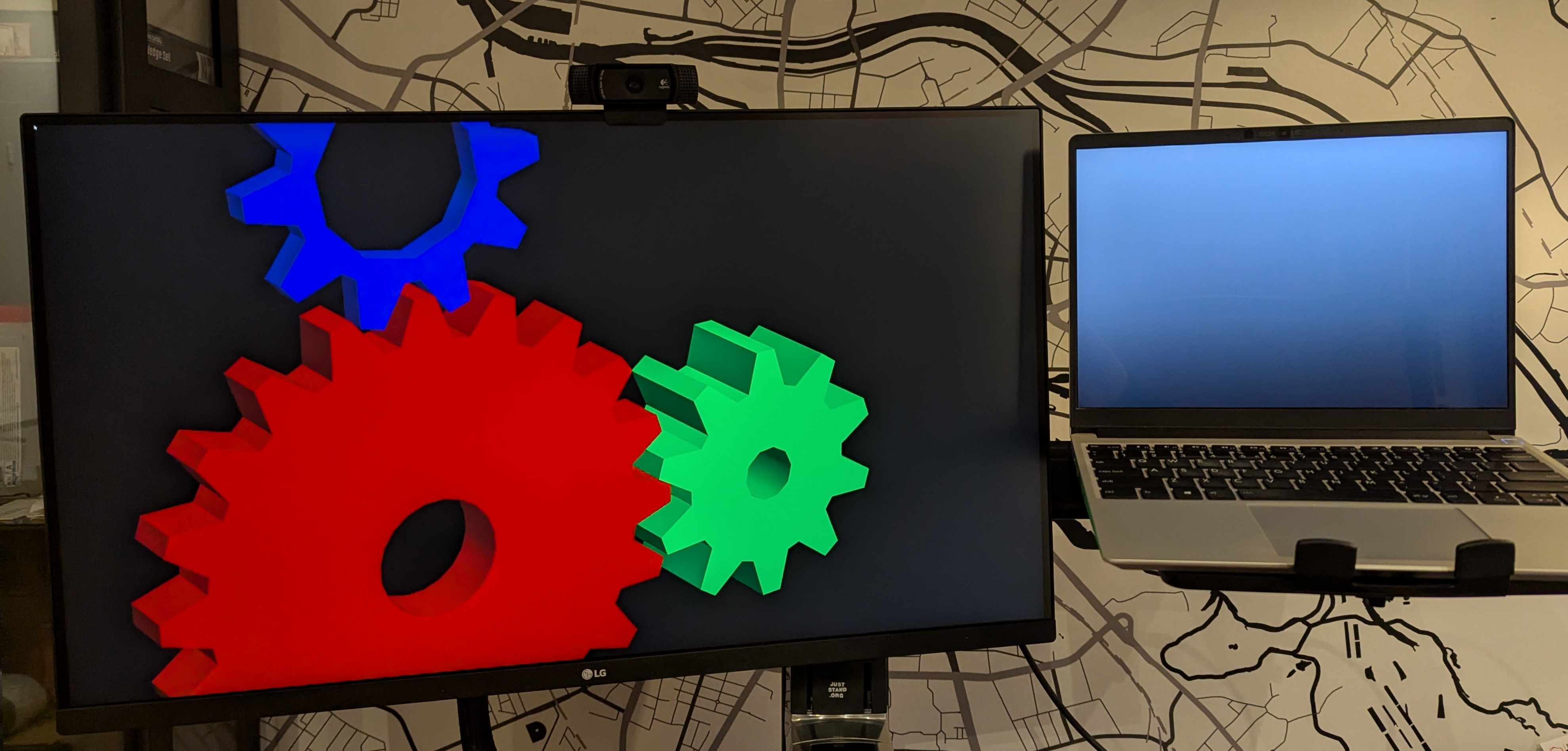 First display now showing the application, the second one empty